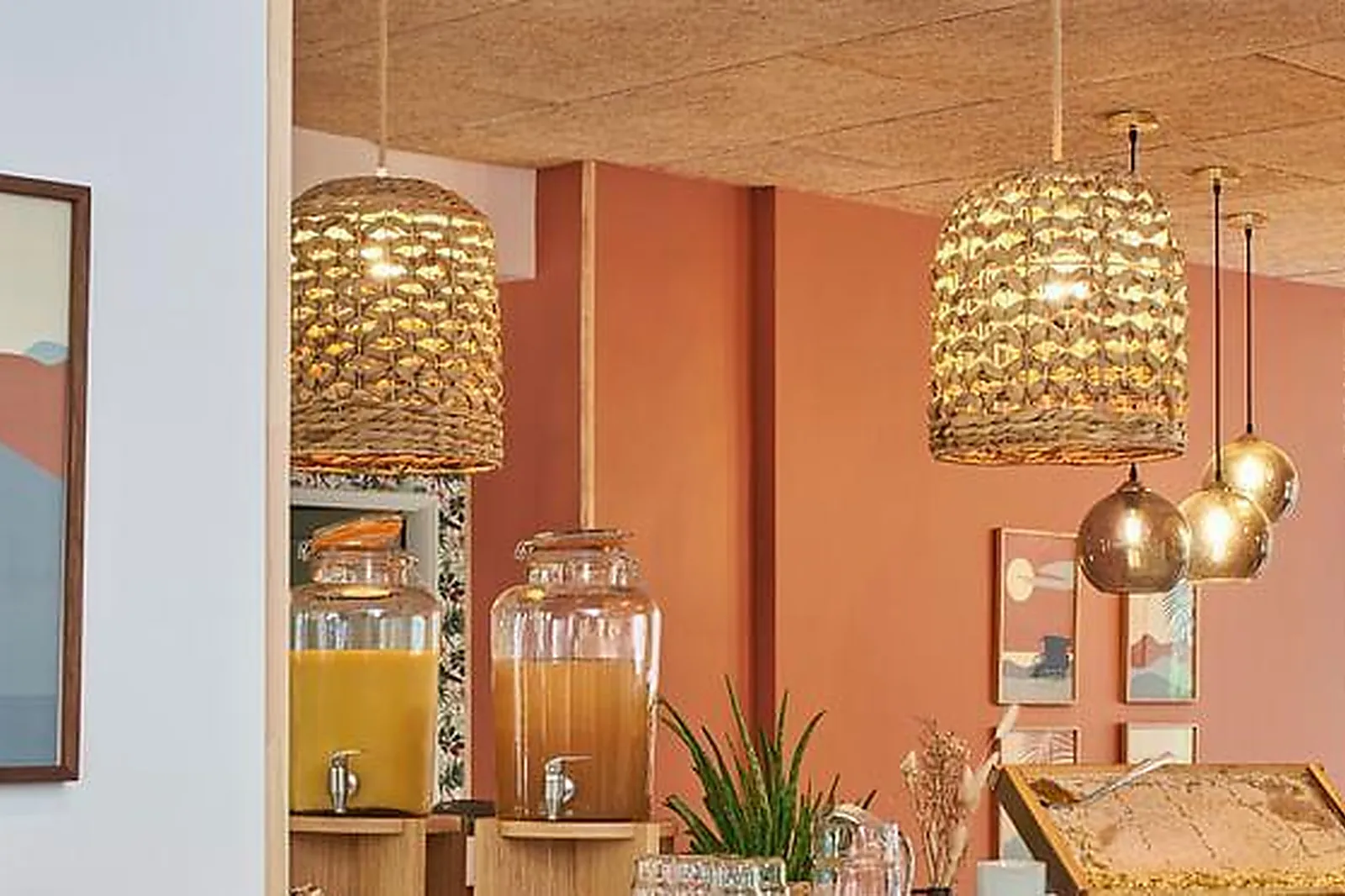 Lieux événementiels, HÔTEL CHROMATICS BY HAPPYCULTURE ***