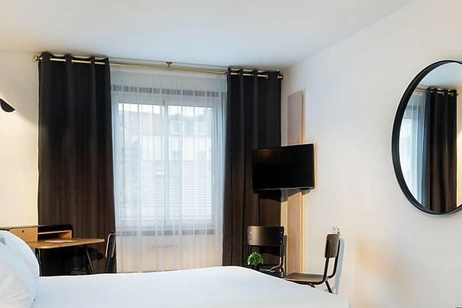 Lieux événementiels, HÔTEL CHROMATICS BY HAPPYCULTURE ***