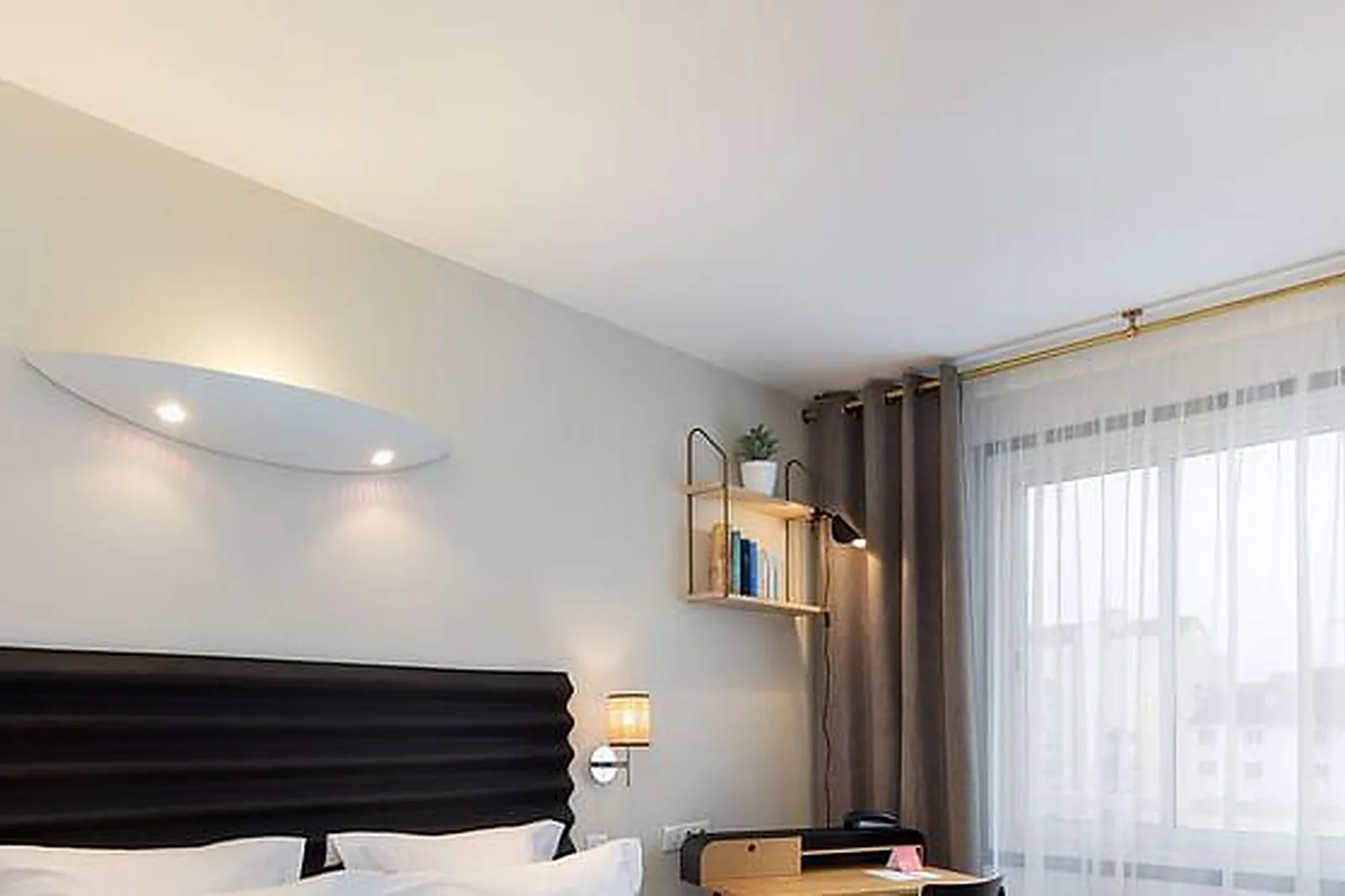 Lieux événementiels, HÔTEL CHROMATICS BY HAPPYCULTURE ***