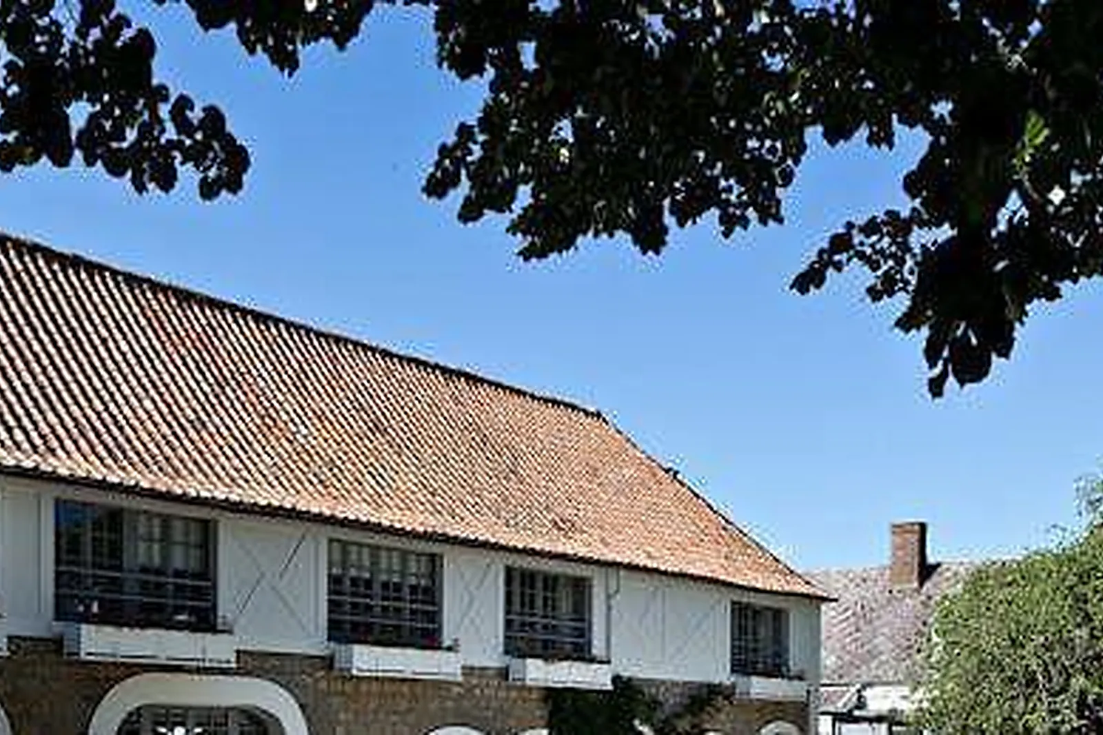 Lieux événementiels, HÔTEL CHÂTEAU CLÉRY ***