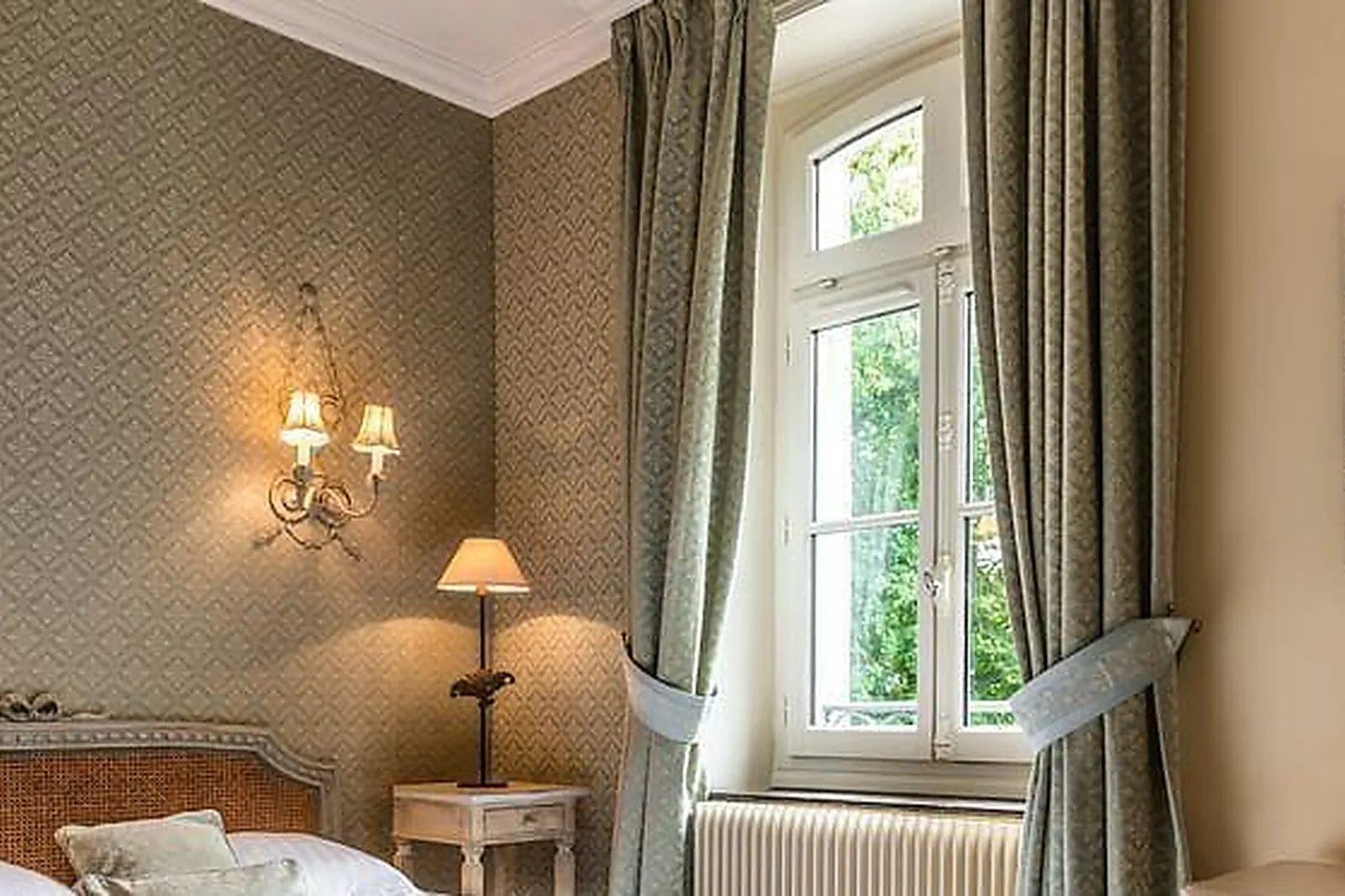 Lieux événementiels, HÔTEL CHÂTEAU CLÉRY ***