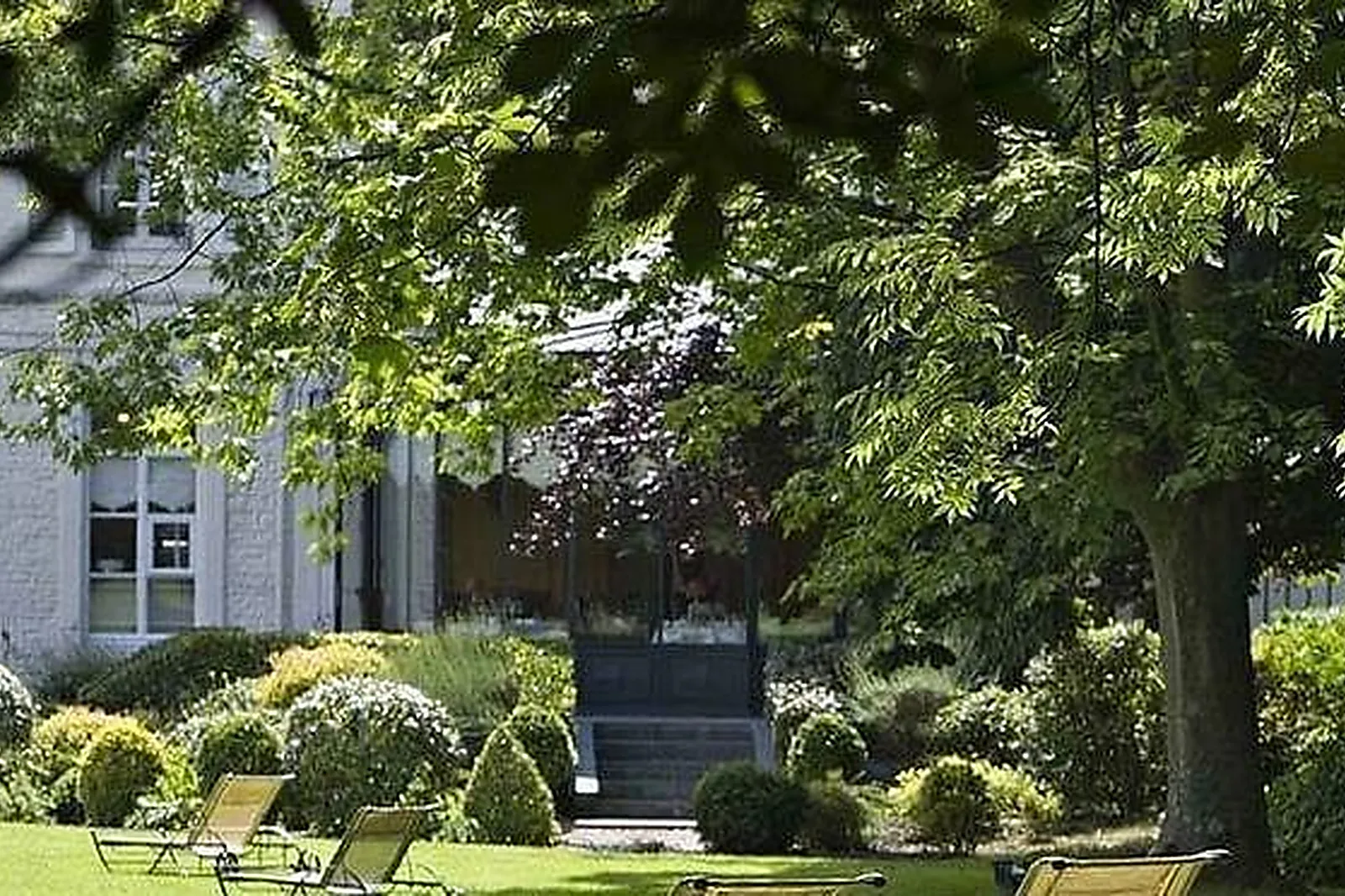 Lieux événementiels, HÔTEL CHÂTEAU CLÉRY ***