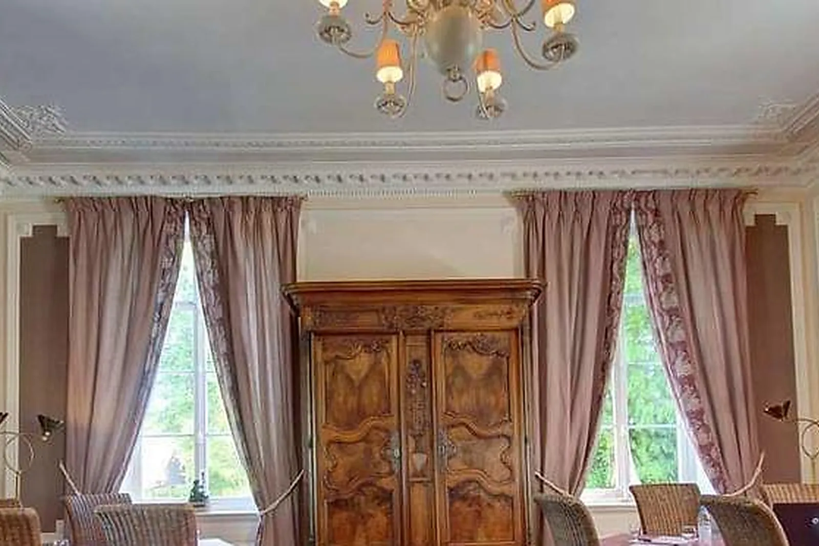 Lieux événementiels, HÔTEL CHÂTEAU CLÉRY ***