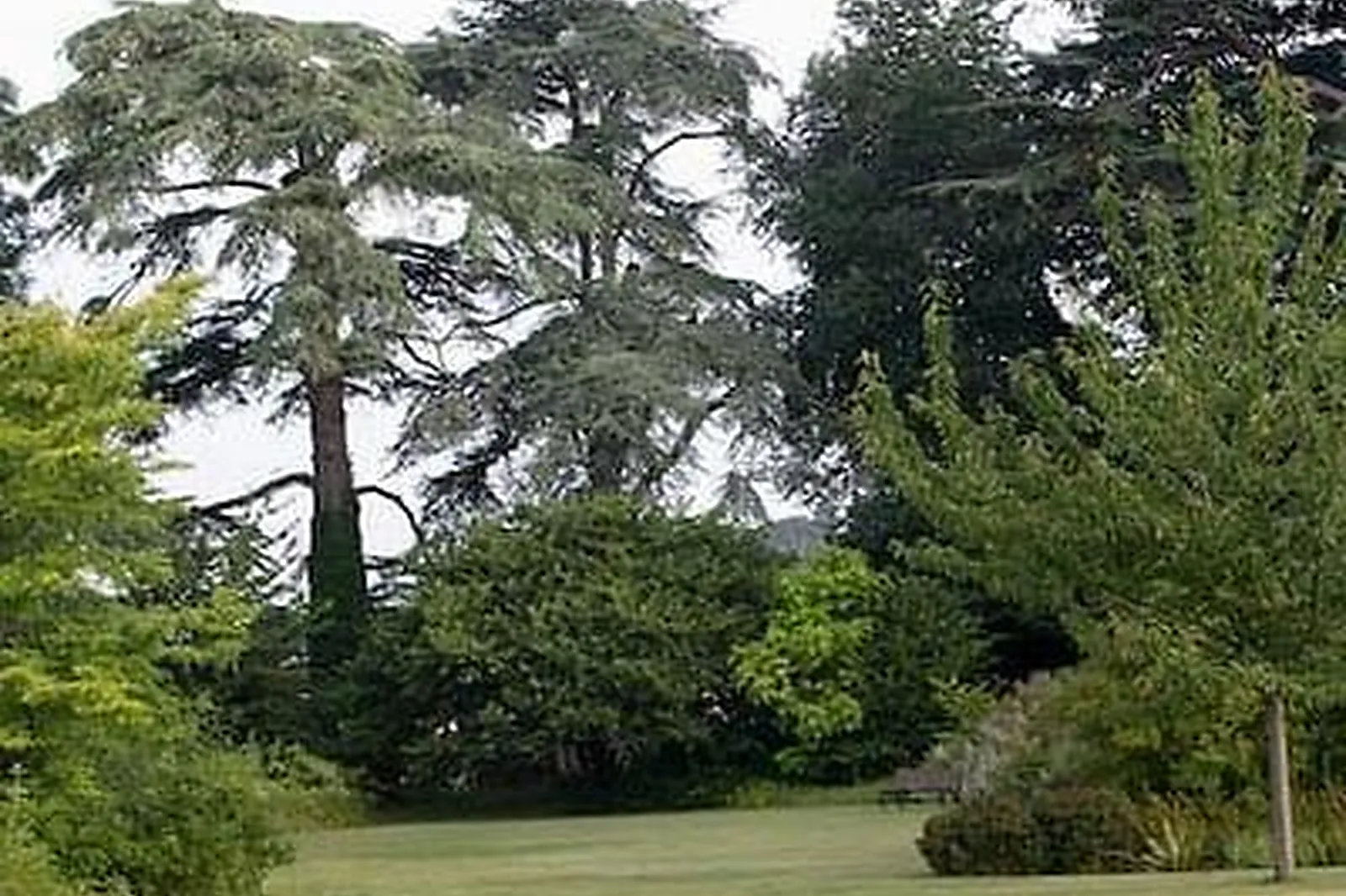 Lieux événementiels, HÔTEL CHÂTEAU DE SULLY ***