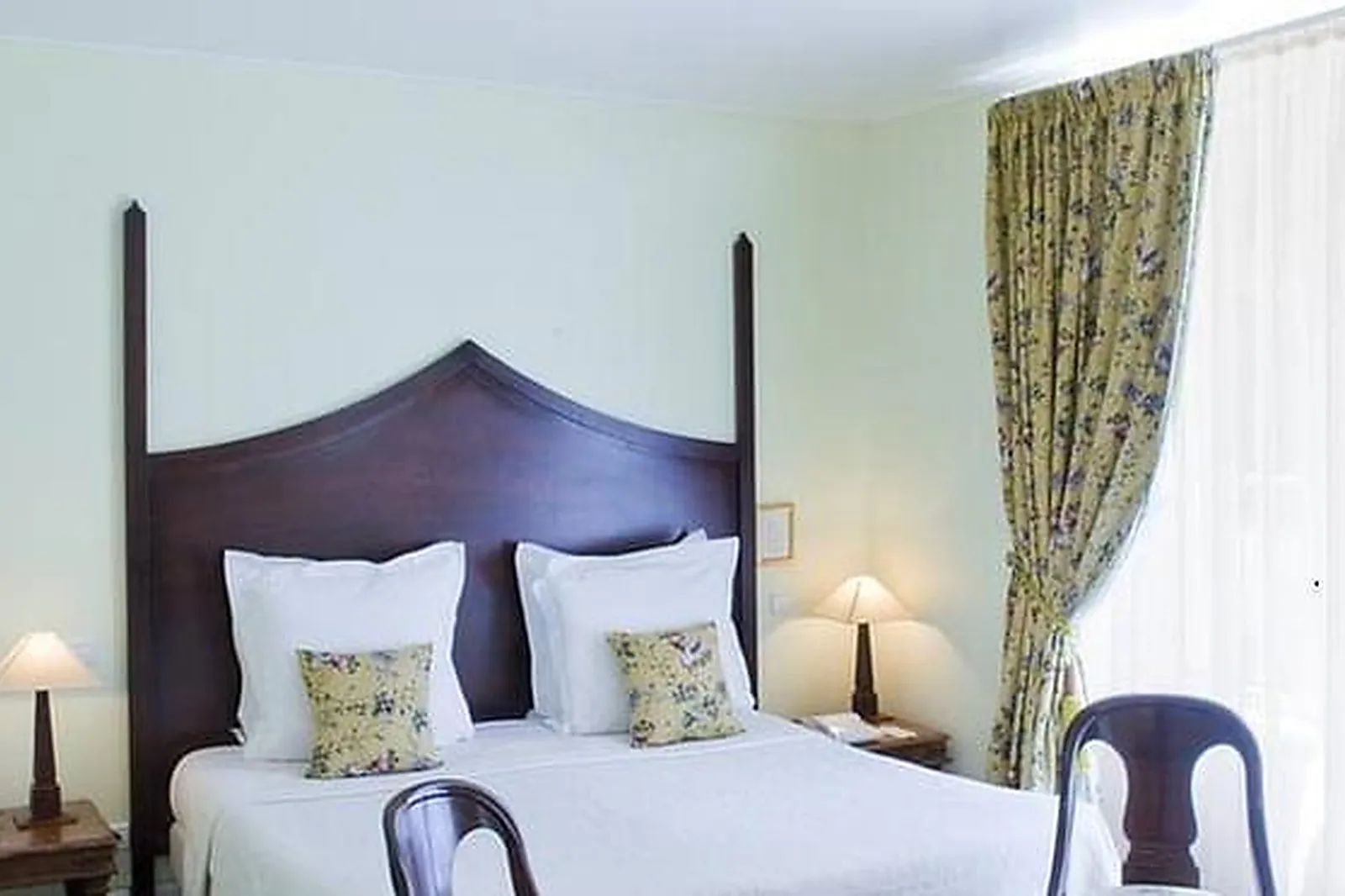 Lieux événementiels, HÔTEL CHÂTEAU DE SULLY ***