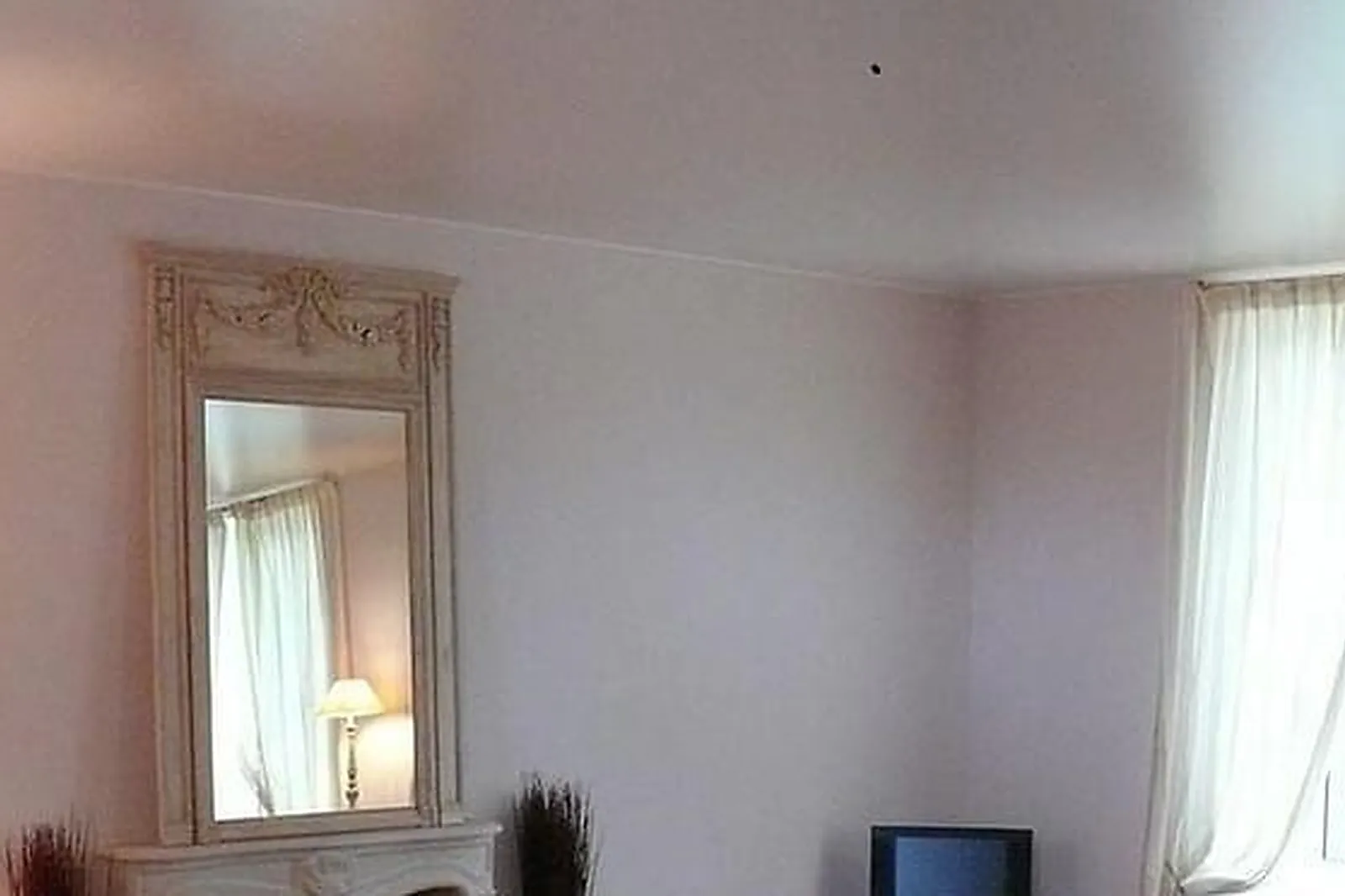 Lieux événementiels, HÔTEL CHÂTEAU DE SULLY ***