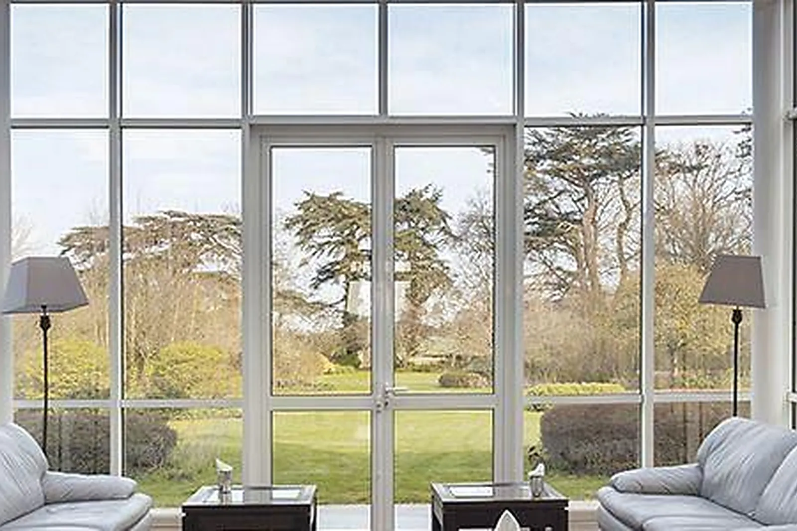 Lieux événementiels, HÔTEL CHÂTEAU DE SULLY ***