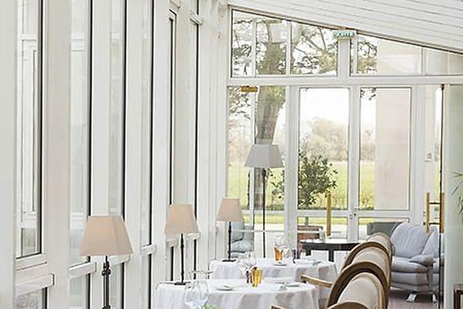 Lieux événementiels, HÔTEL CHÂTEAU DE SULLY ***