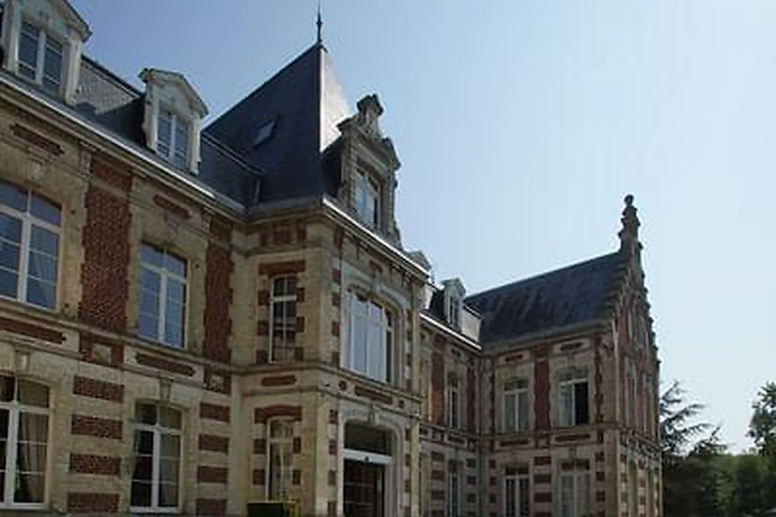 Lieux événementiels, HÔTEL CHÂTEAU TILQUES ***