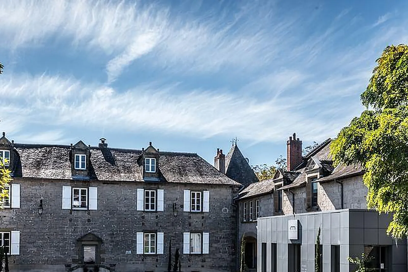 Lieux événementiels, HÔTEL CHÂTEAU DE LACAN ****