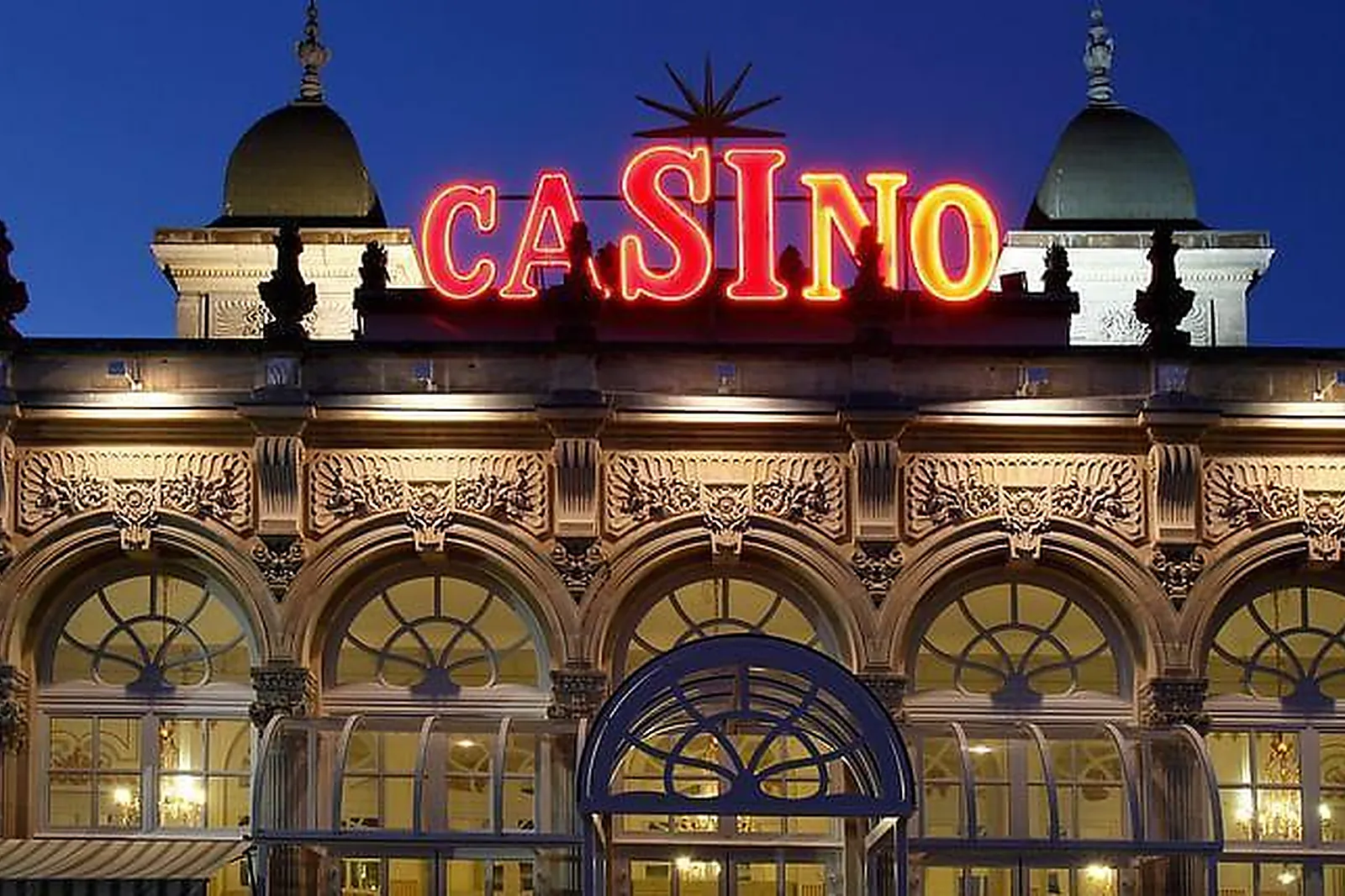 Lieux événementiels, HÔTEL CLUB COSMOS & SPA ***