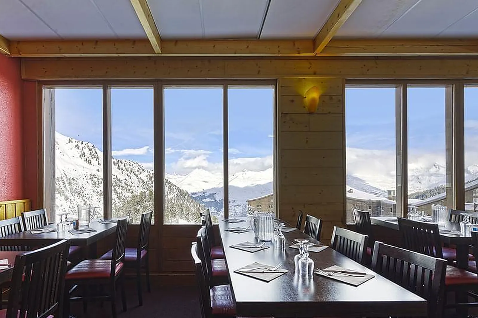 Lieux événementiels, HÔTEL CLUB MMV LES MÉLÈZES ****