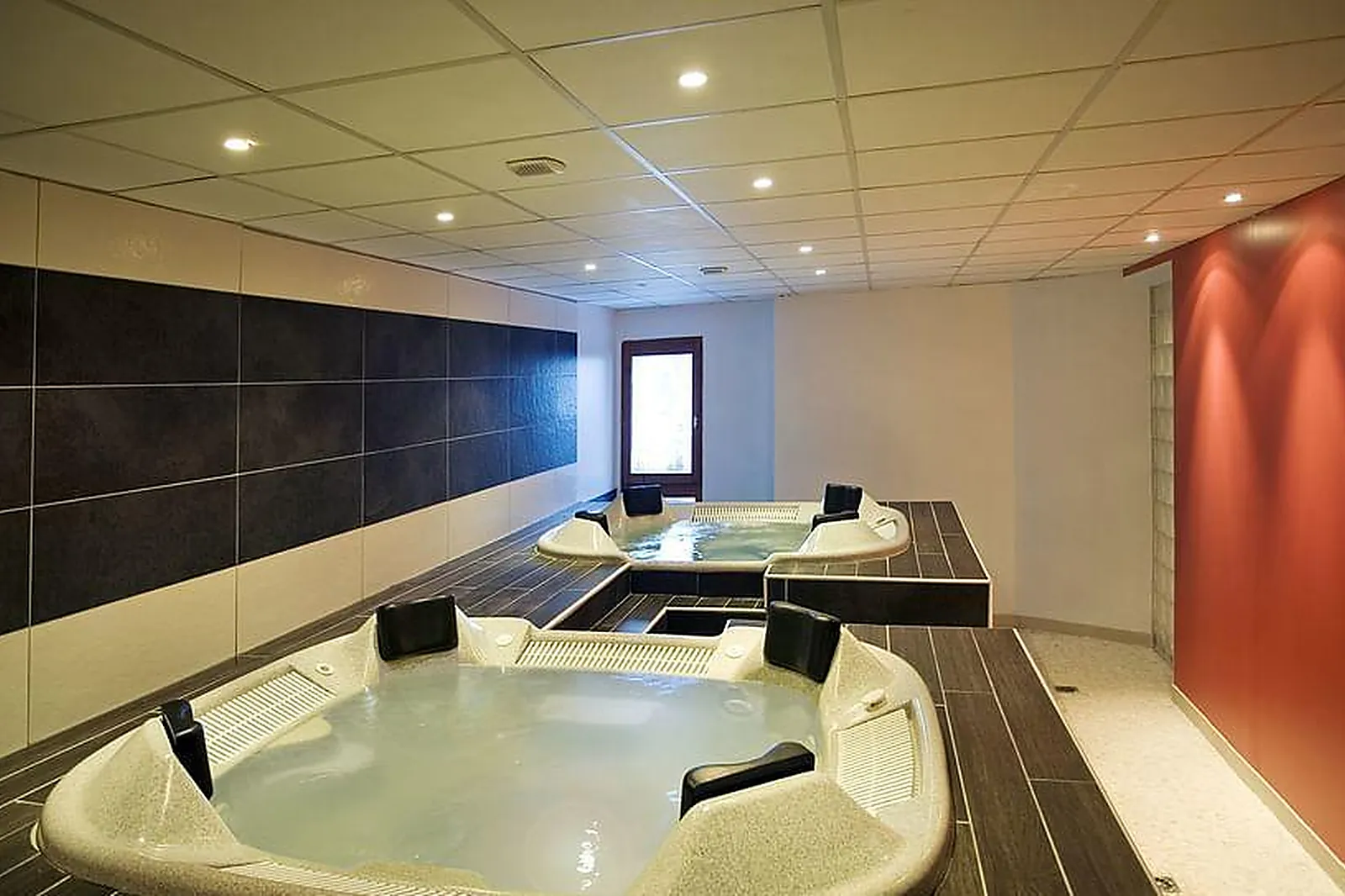 Lieux événementiels, HÔTEL CLUB MMV LES MÉLÈZES ****