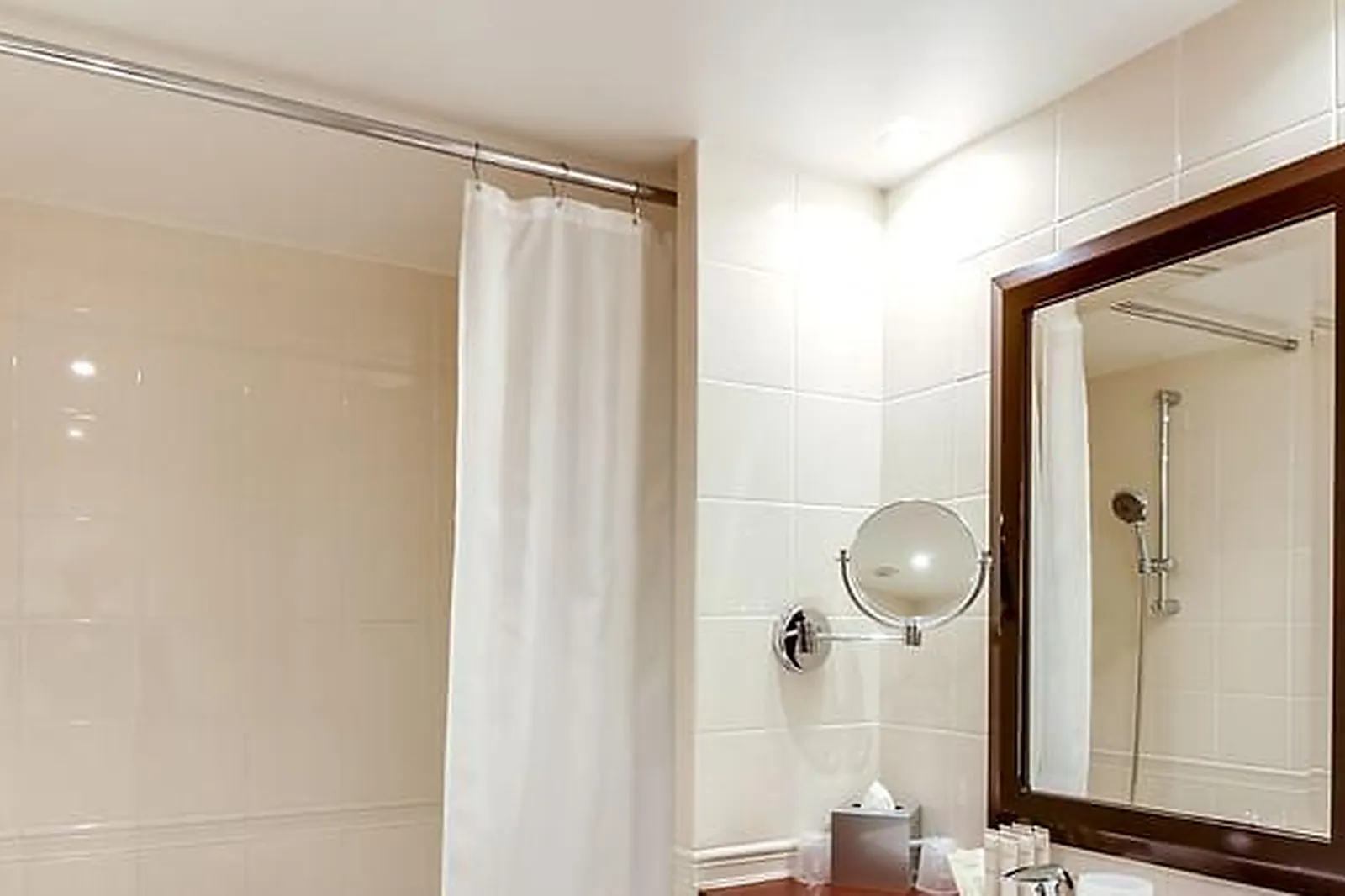 Lieux événementiels, HÔTEL CONCORDE MONTPARNASSE ****