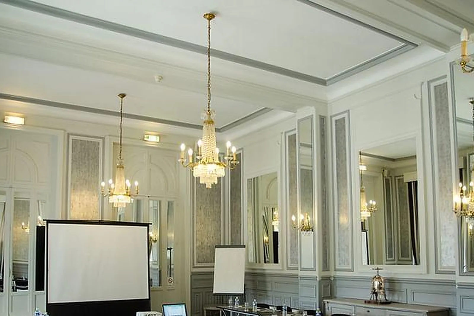 Lieux événementiels, HÔTEL CONCORDIA LE MANS CENTRE GARE