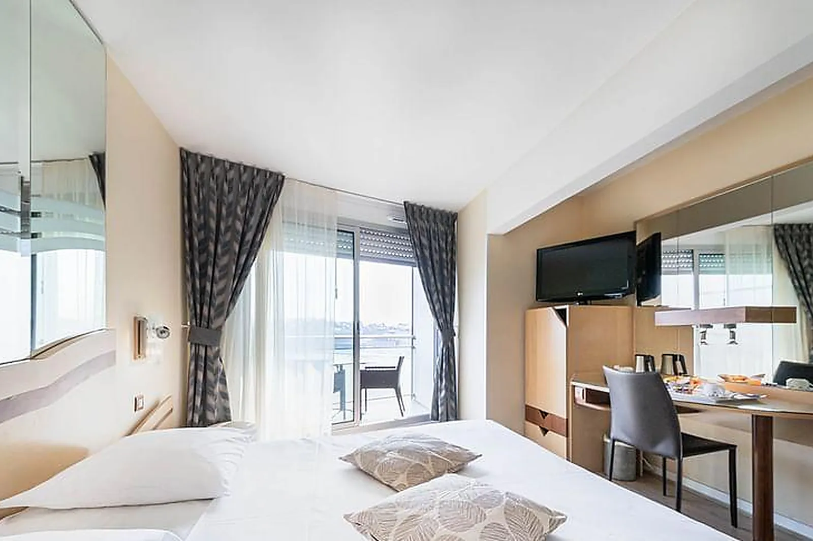 Lieux événementiels, HÔTEL CRYSTAL DINARD PLAGE