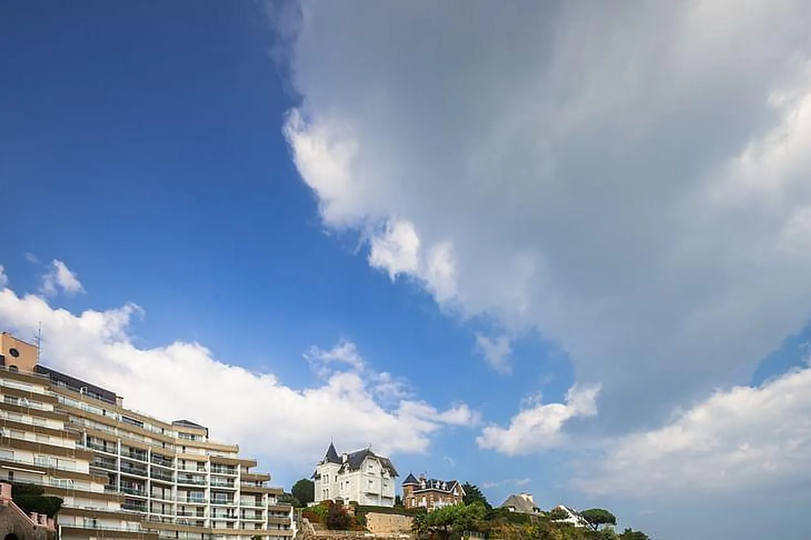Lieux événementiels, HÔTEL CRYSTAL DINARD PLAGE