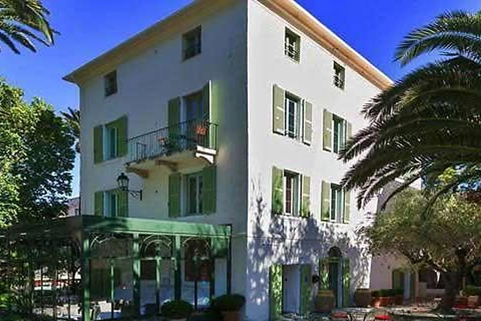 Lieux événementiels, HÔTEL DEMEURE CASTEL BRANDO ****