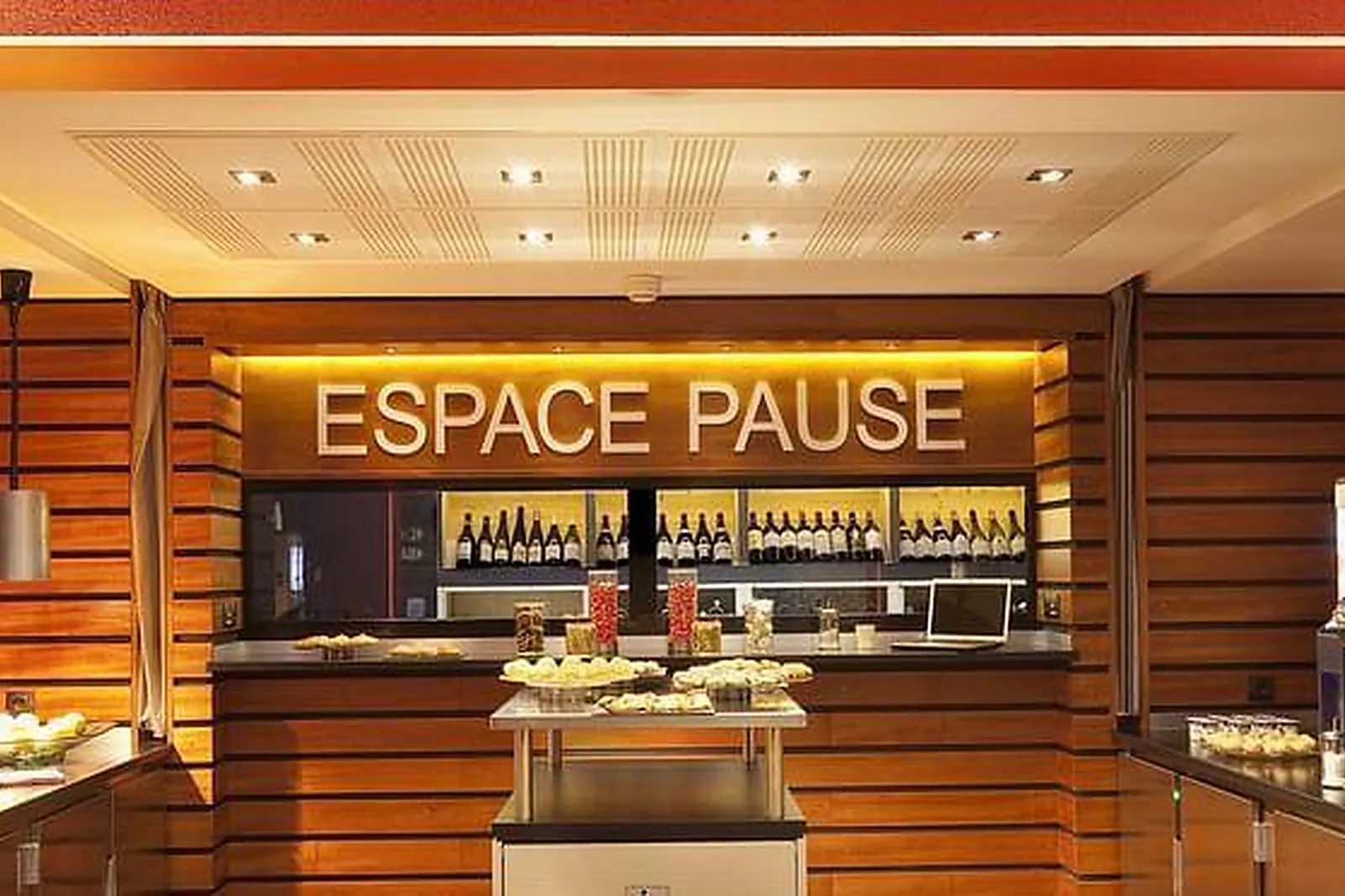 Lieux événementiels, NICE OUEST FERBER