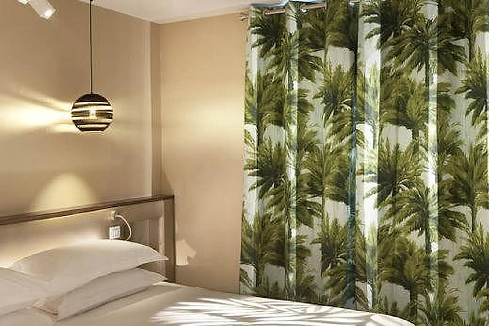 Lieux événementiels, HÔTEL EDEN PARIS PORTES DE VERSAILLES ****