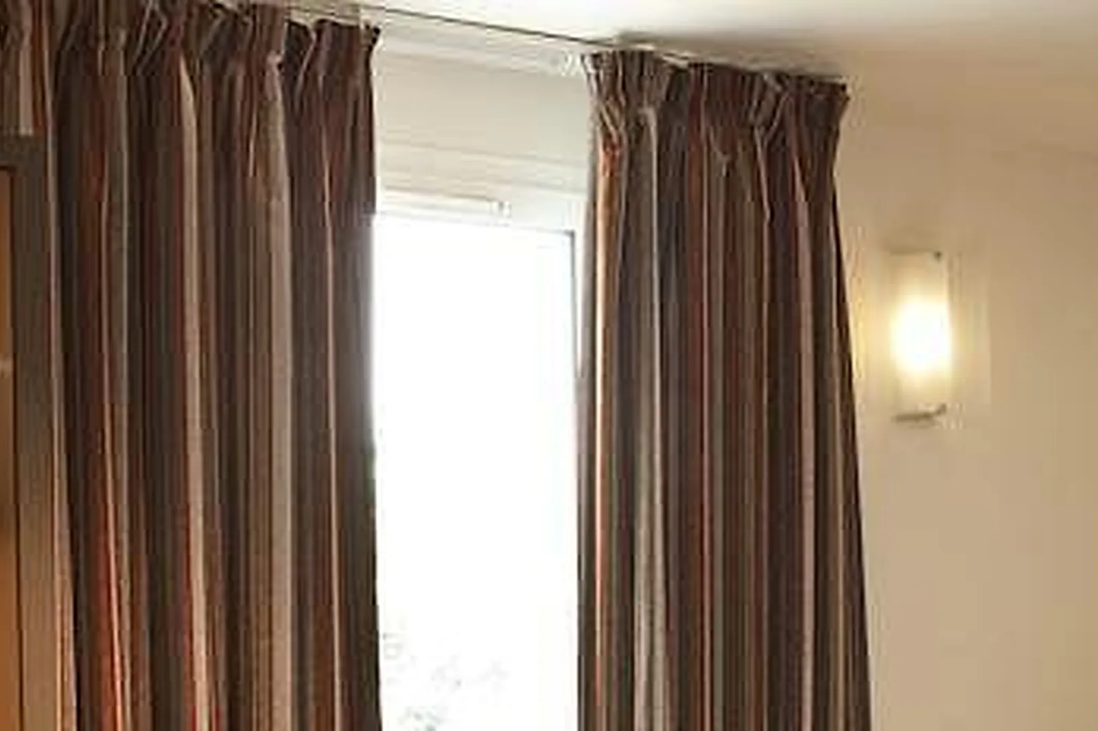 Lieux événementiels, HÔTEL ESCALE OCEANIA AIX-EN-PROVENCE ***