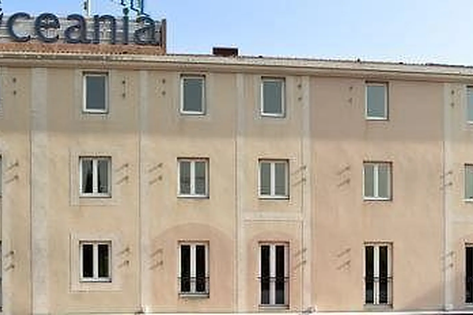 Lieux événementiels, HÔTEL ESCALE OCEANIA AIX-EN-PROVENCE ***