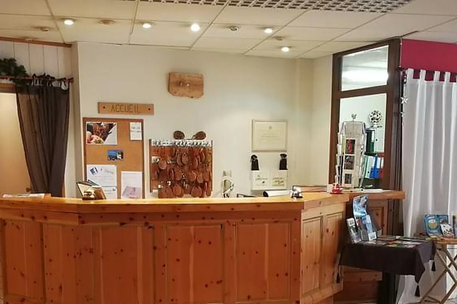 Lieux événementiels, HÔTEL ESPACE - RESTAURANT LE DORMILLOUSE