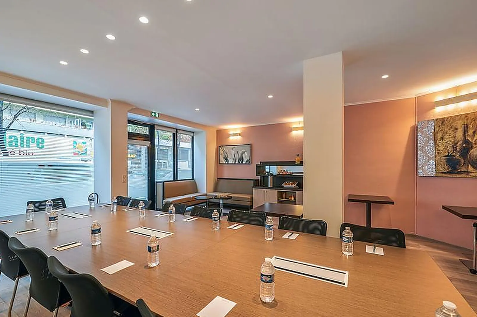 Lieux événementiels, HÔTEL HOME MODERNE ***