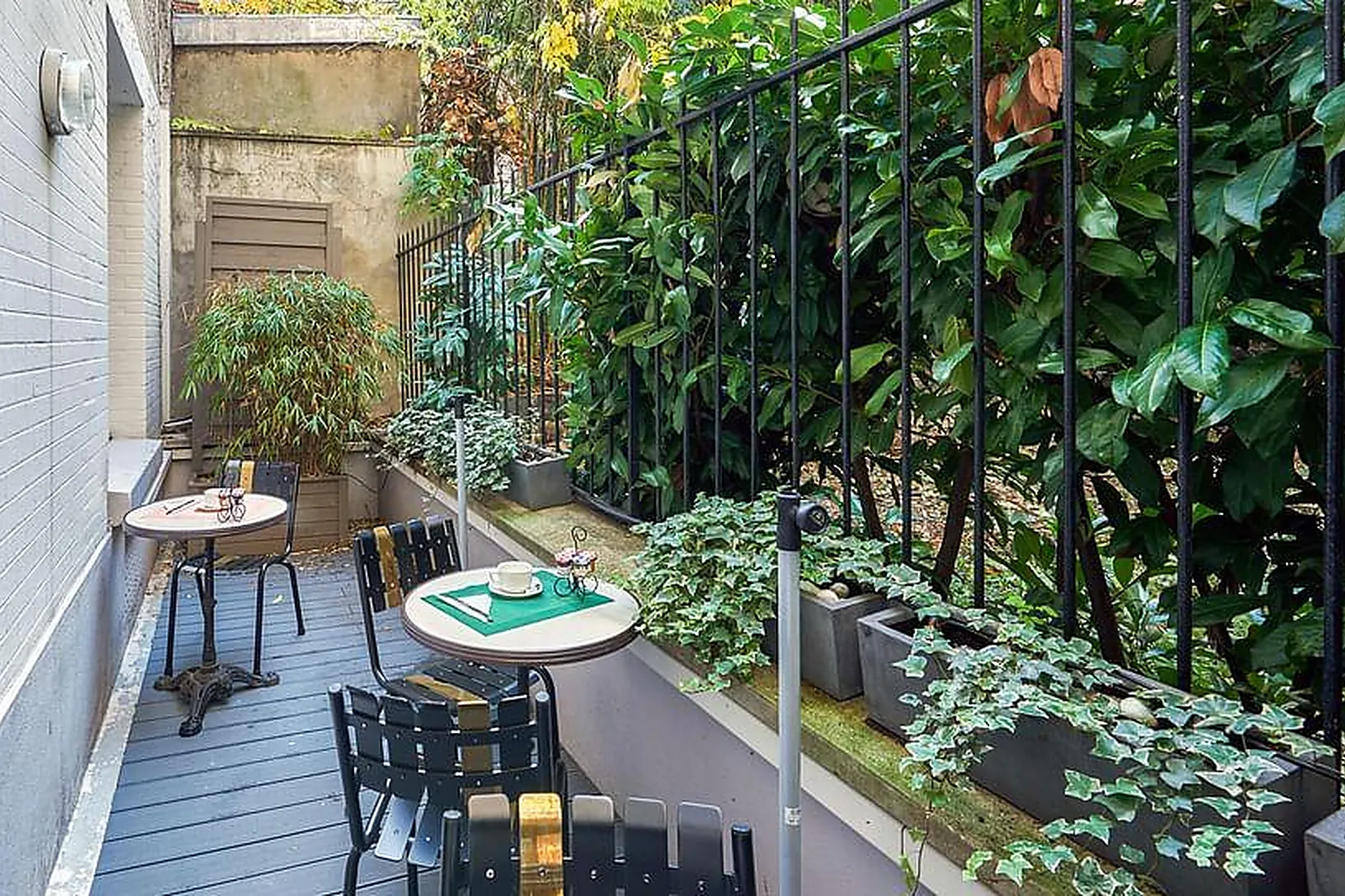 Lieux événementiels, HÔTEL HOME MODERNE ***