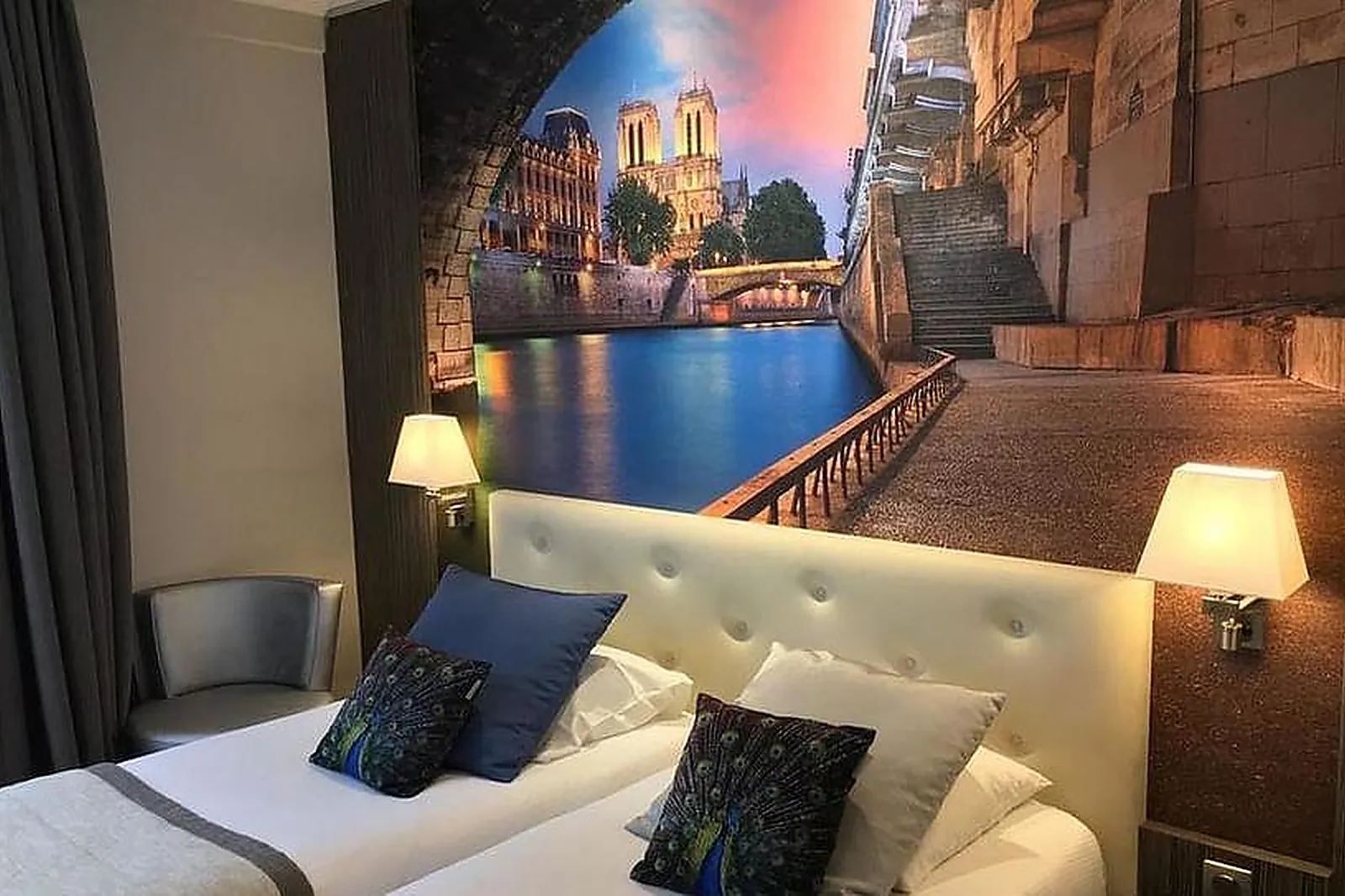 Lieux événementiels, HÔTEL HOME MODERNE ***