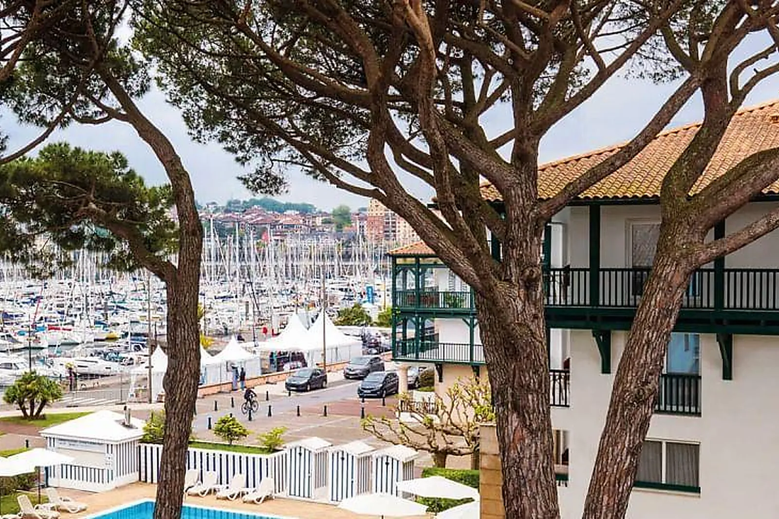 Lieux événementiels, HÔTEL IBAIA