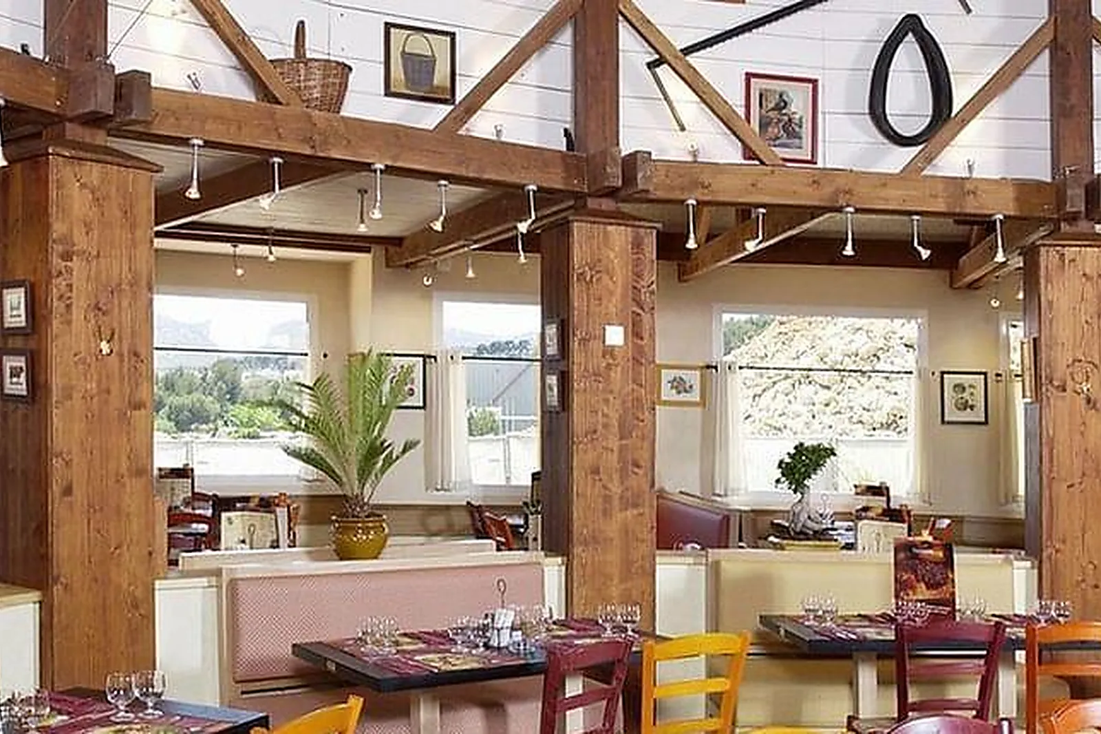 Lieux événementiels, HÔTEL IBIS LA CIOTAT ***