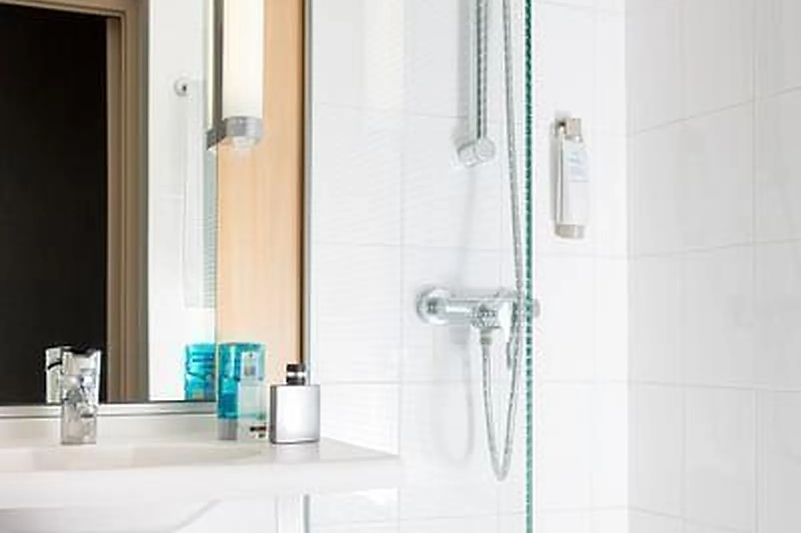 Lieux événementiels, HÔTEL IBIS LYON GERLAND MUSÉE DES CONFLUENCES ***