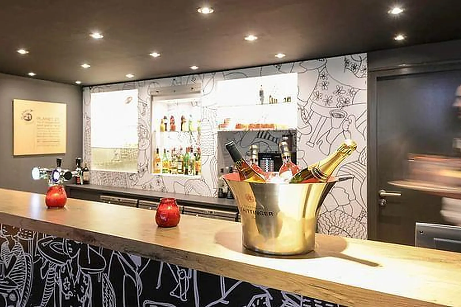 Lieux événementiels, HÔTEL IBIS LYON GERLAND MUSÉE DES CONFLUENCES ***