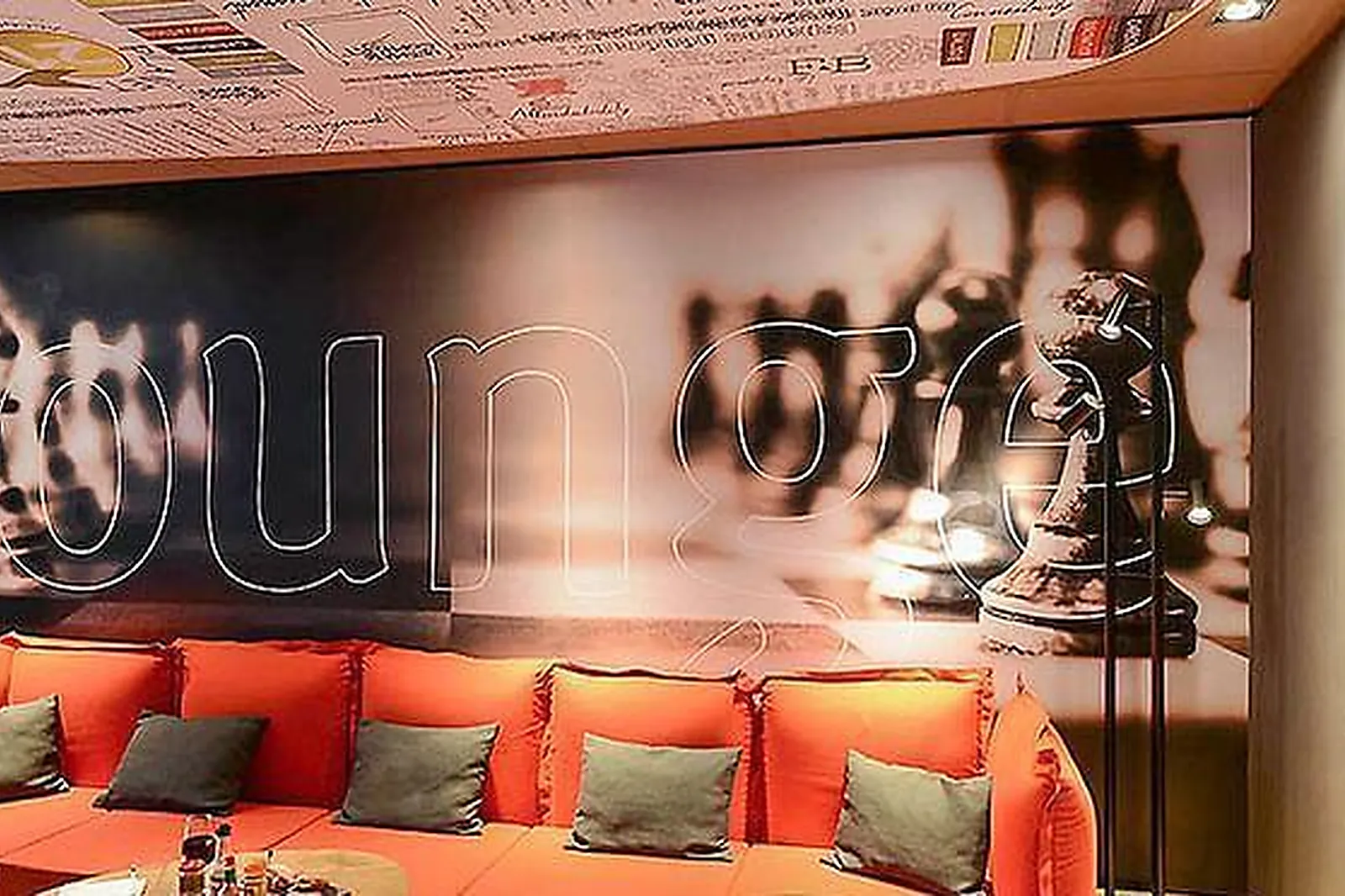 Lieux événementiels, HÔTEL IBIS LYON GERLAND MUSÉE DES CONFLUENCES ***