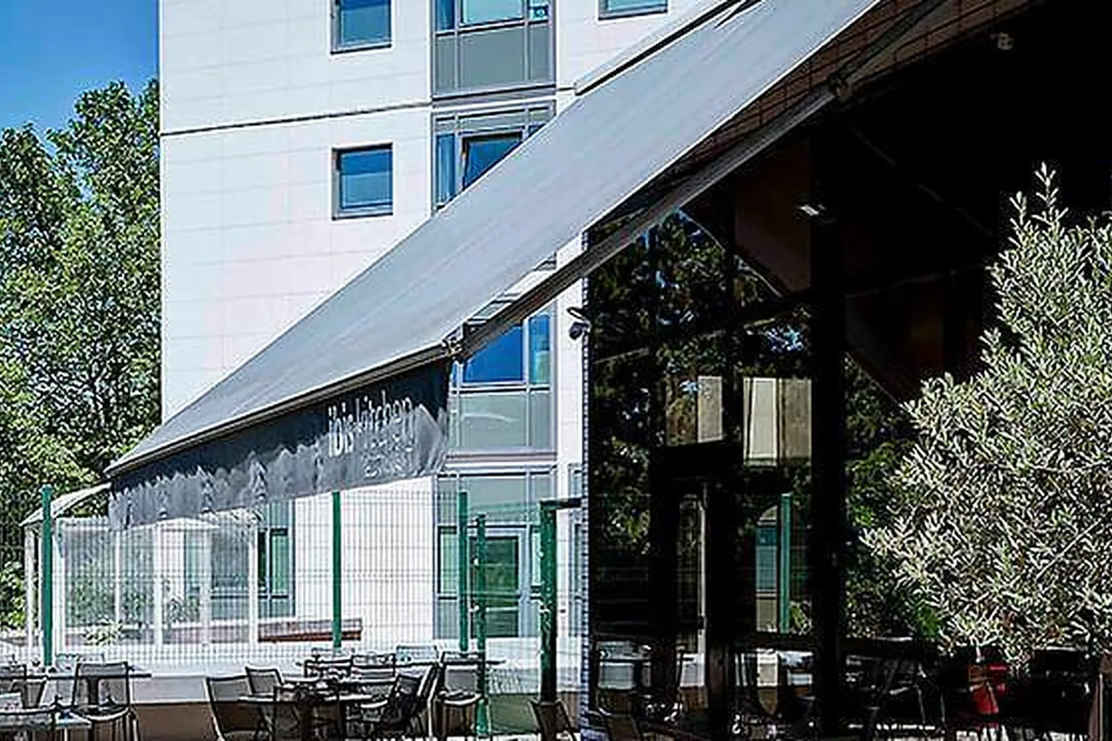 Lieux événementiels, HÔTEL IBIS LYON GERLAND MUSÉE DES CONFLUENCES ***