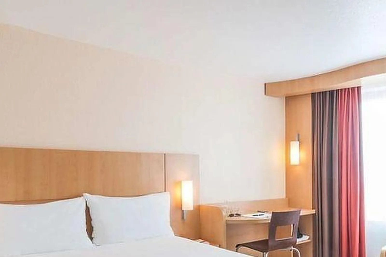 Lieux événementiels, HÔTEL IBIS NANTES CENTRE TOUR DE BRETAGNE