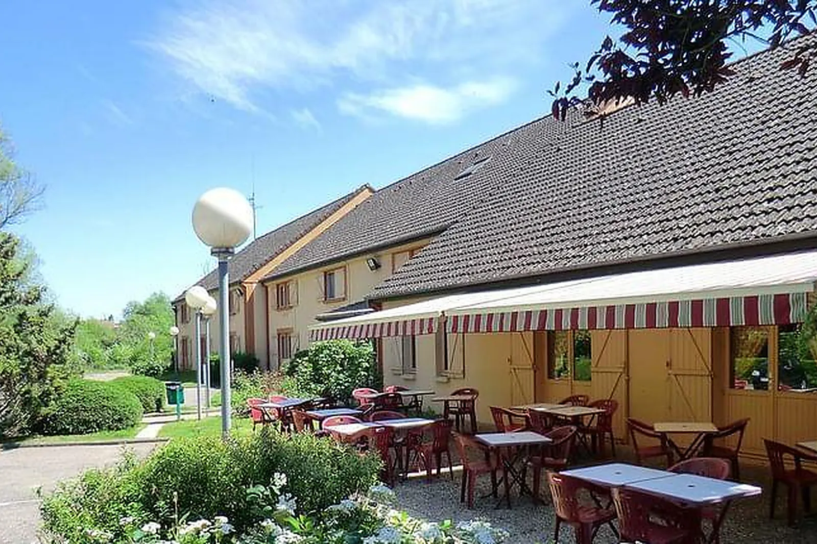 Lieux événementiels, HÔTEL INN DESIGN RESTO NOVO BOURGES