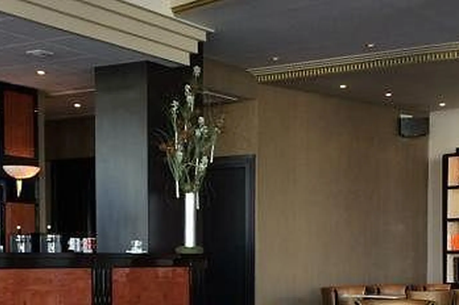 Lieux événementiels, HÔTEL JEHAN DE BEAUCE ****