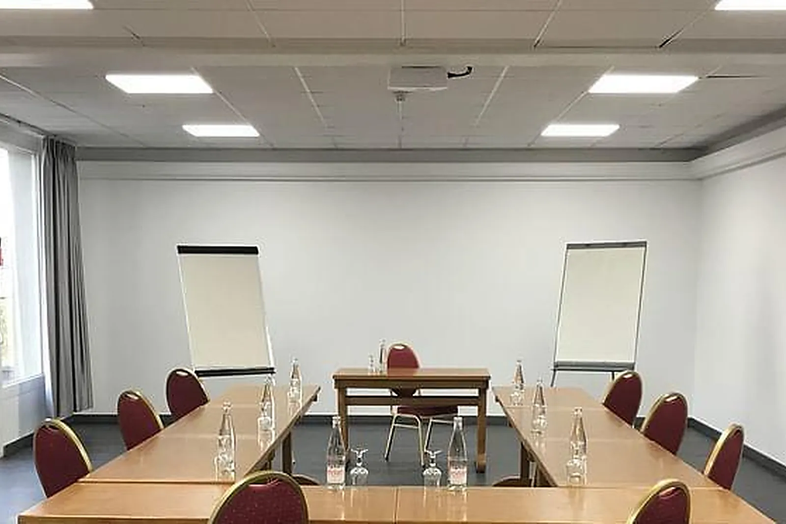 Lieux événementiels, COSY WORKPLACE - APPARTEMENT DES CHARTRONS