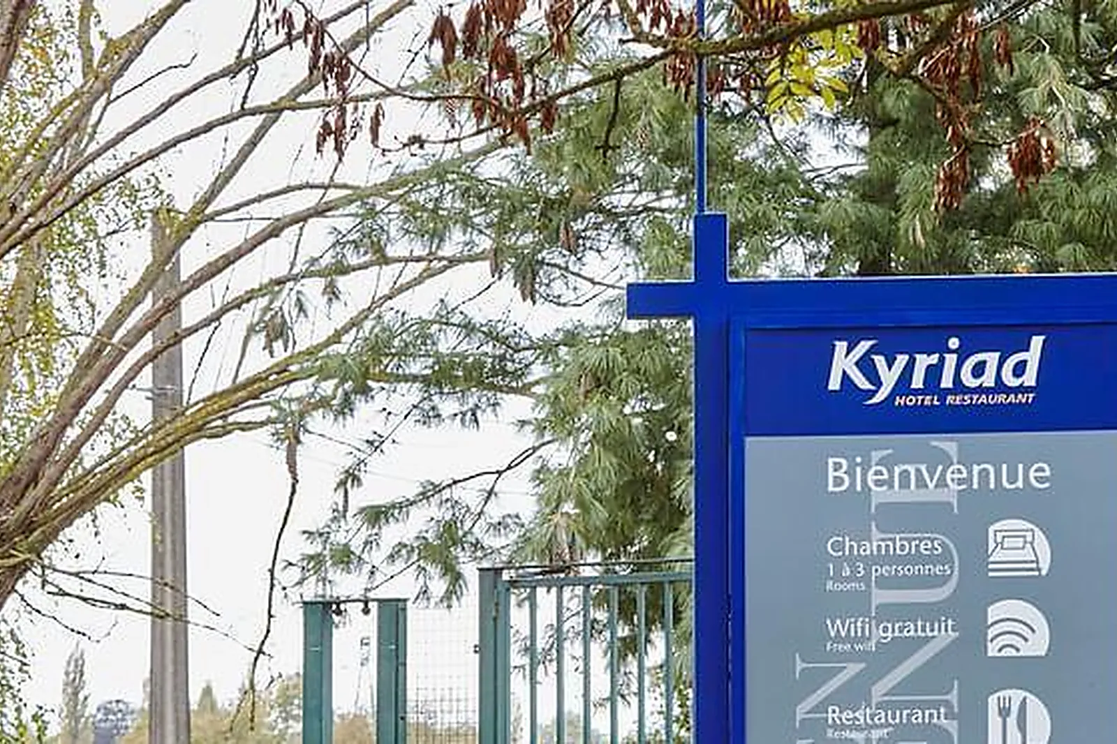 Lieux événementiels, HÔTEL KYRIAD HEM***