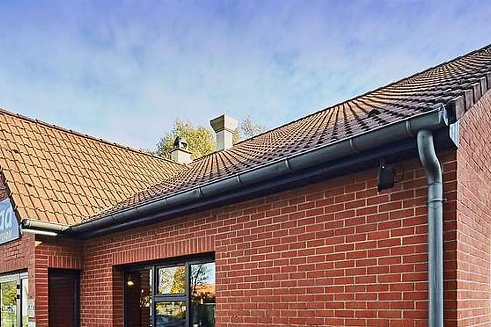 Lieux événementiels, HÔTEL KYRIAD HEM***