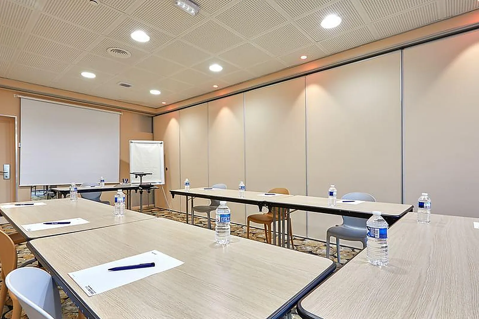 Lieux événementiels, HÔTEL KYRIAD LA ROCHE SUR YON***