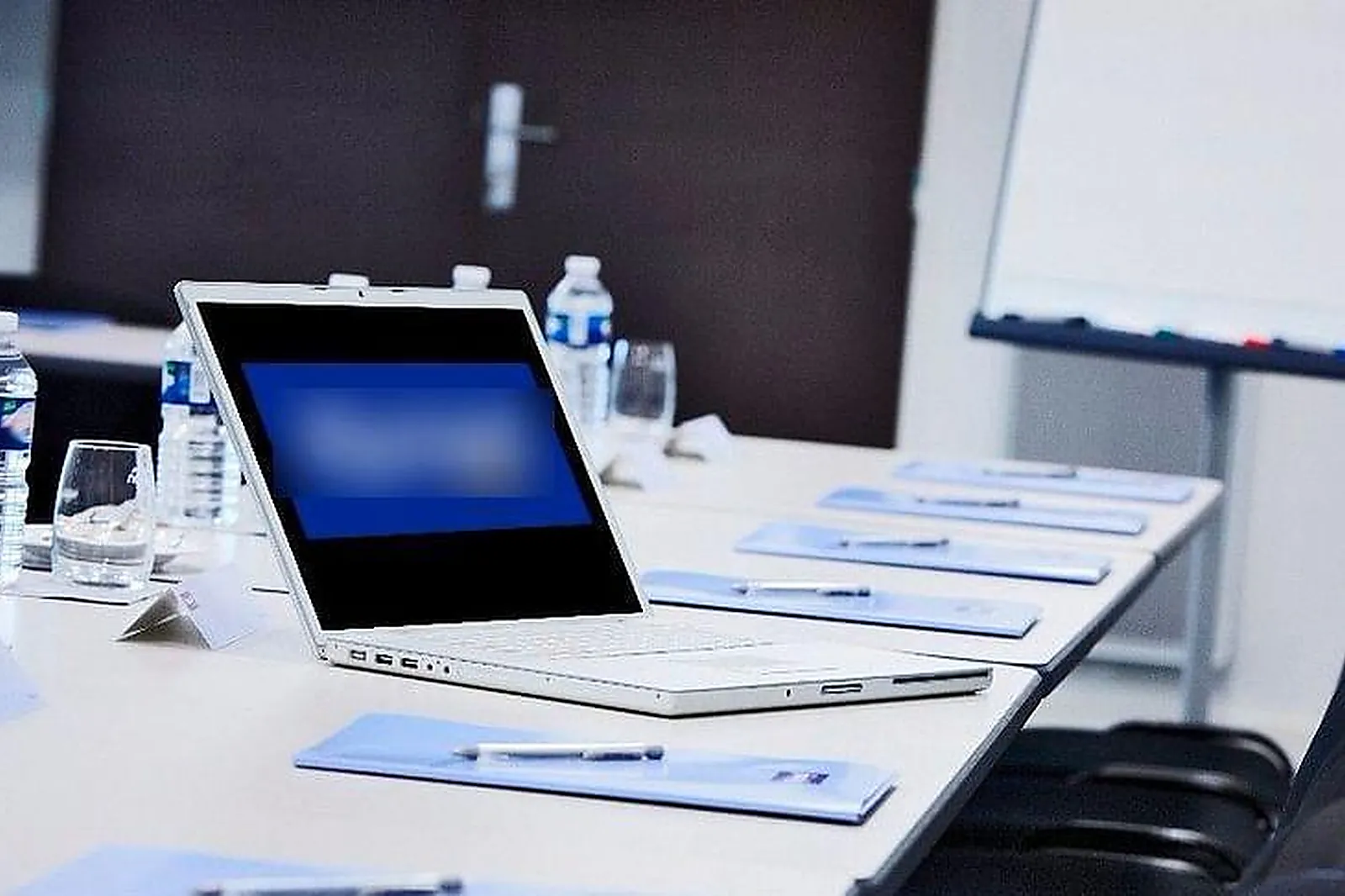 Lieux événementiels, HÔTEL KYRIAD LAVAL ***