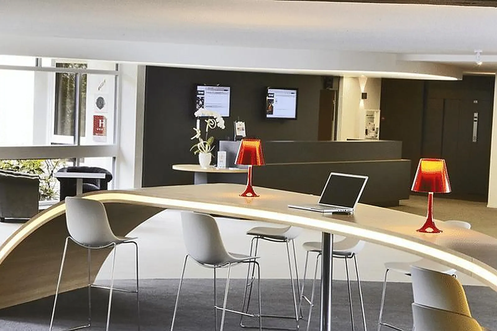 Lieux événementiels, HÔTEL KYRIAD LE CREUSOT MONTCHANIN ***