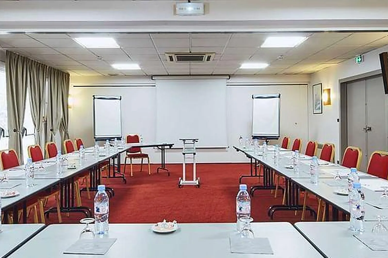 Lieux événementiels, HÔTEL KYRIAD NANTES SUD - BOUAYE AÉROPORT***