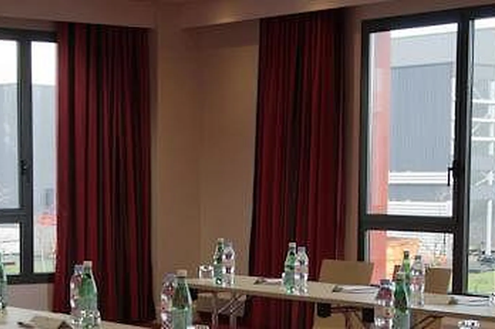 Lieux événementiels, HÔTEL KYRIAD PRESTIGE LYON EST - SAINT PRIEST EXPO ****