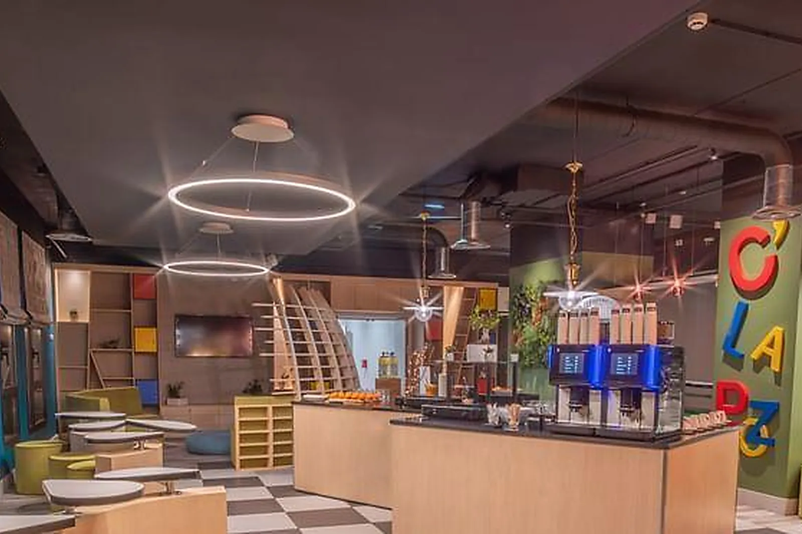 Lieux événementiels, HÔTEL KYRIAD PRESTIGE LYON EST - SAINT PRIEST EXPO ****