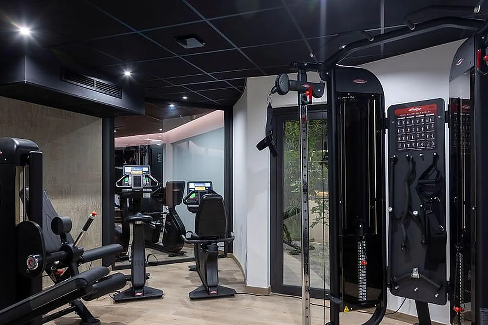 Lieux événementiels, HÔTEL L'ACQUALE****