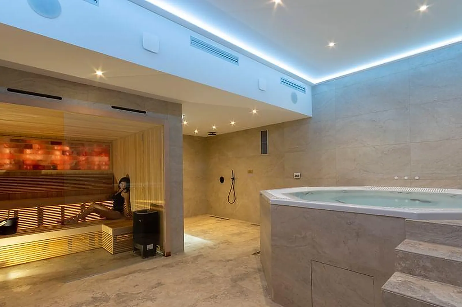 Lieux événementiels, HÔTEL L'ACQUALE****